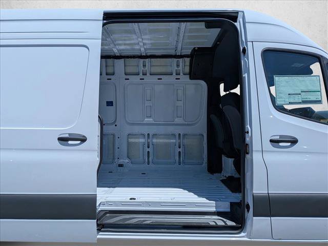 New 2026 Mercedes-Benz Sprinter 2500 image 16