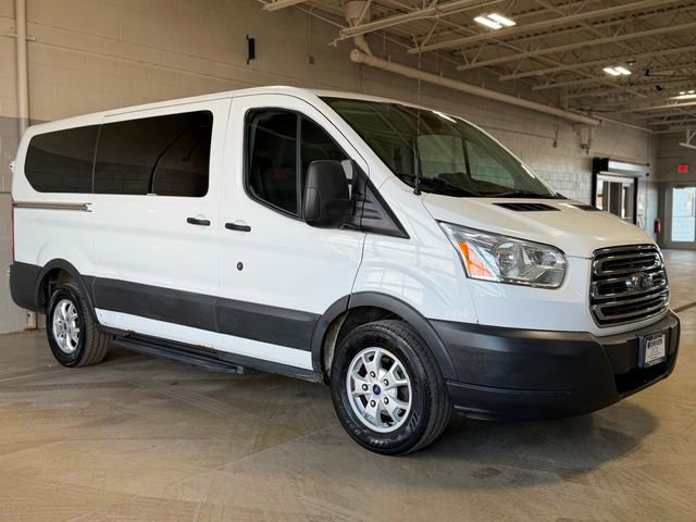 Used 2015 Ford Transit 150 XLT image 7