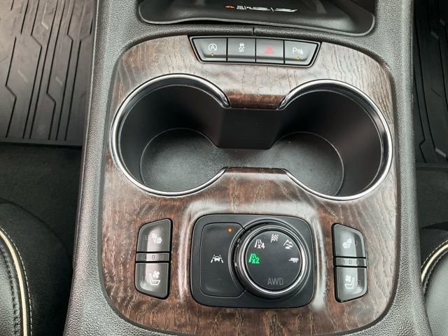 Used 2023 GMC Acadia Denali w/ Denali Technology Package image 20