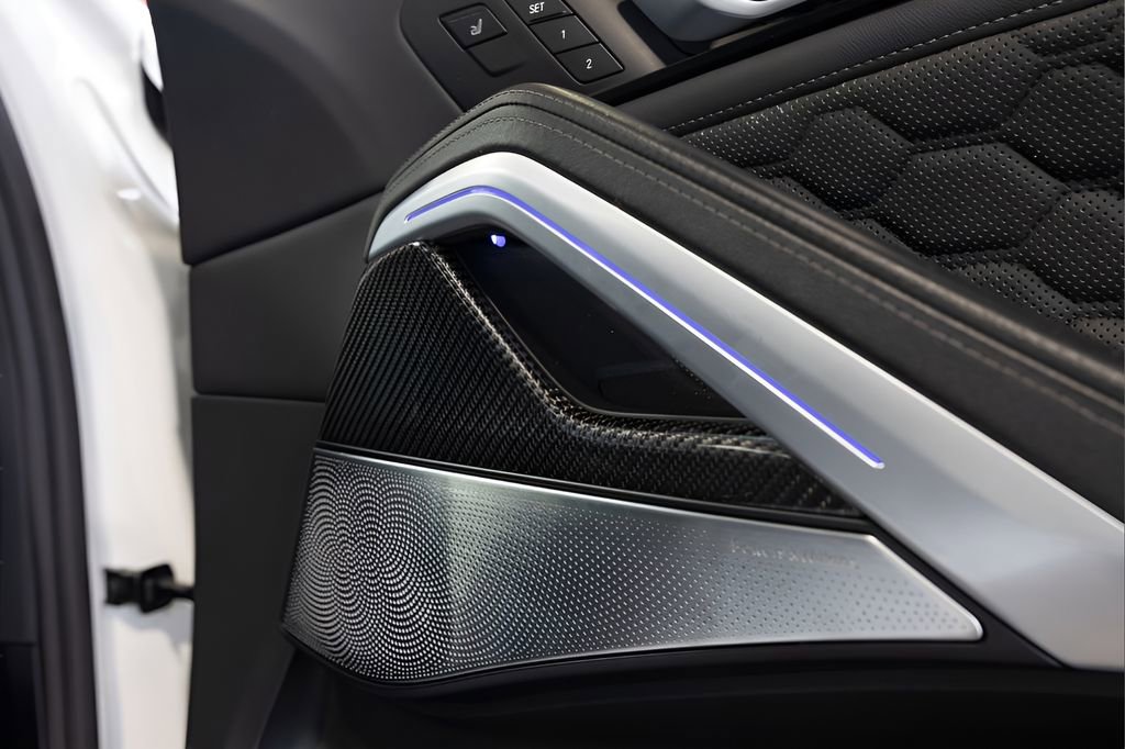 Used 2021 BMW X6 M w/ Competition Package image 79