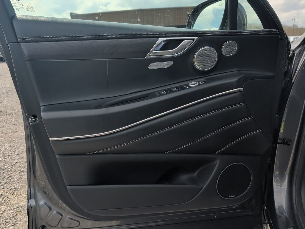 Used 2021 Genesis GV80 2.5T w/ Advanced Package 03 image 25