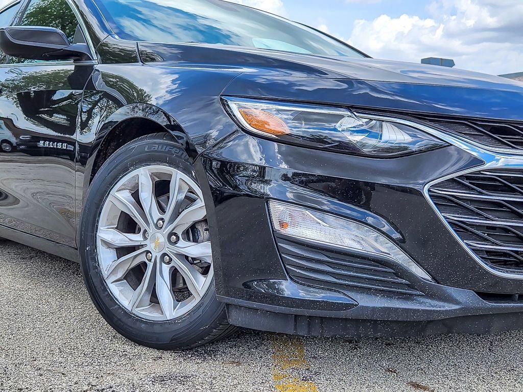 Used 2022 Chevrolet Malibu LT FWD image 4