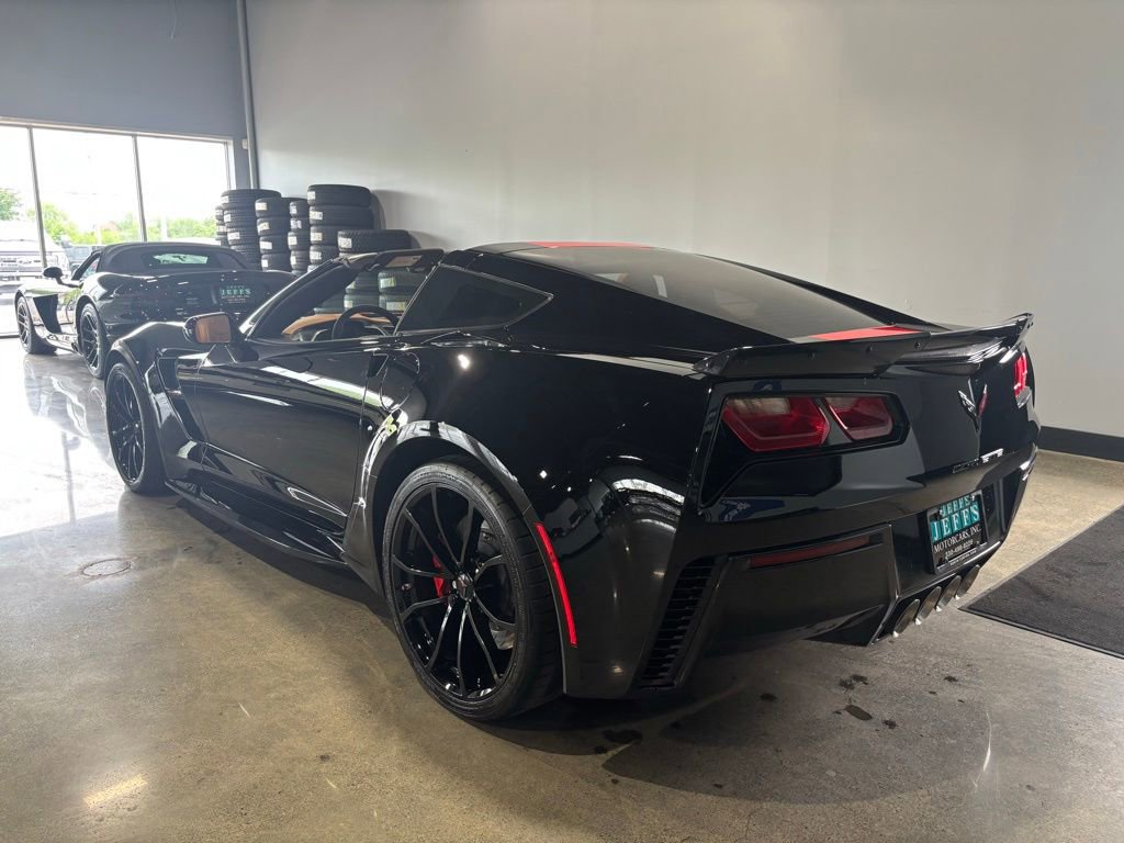 Used 2019 Chevrolet Corvette Grand Sport RWD image 3