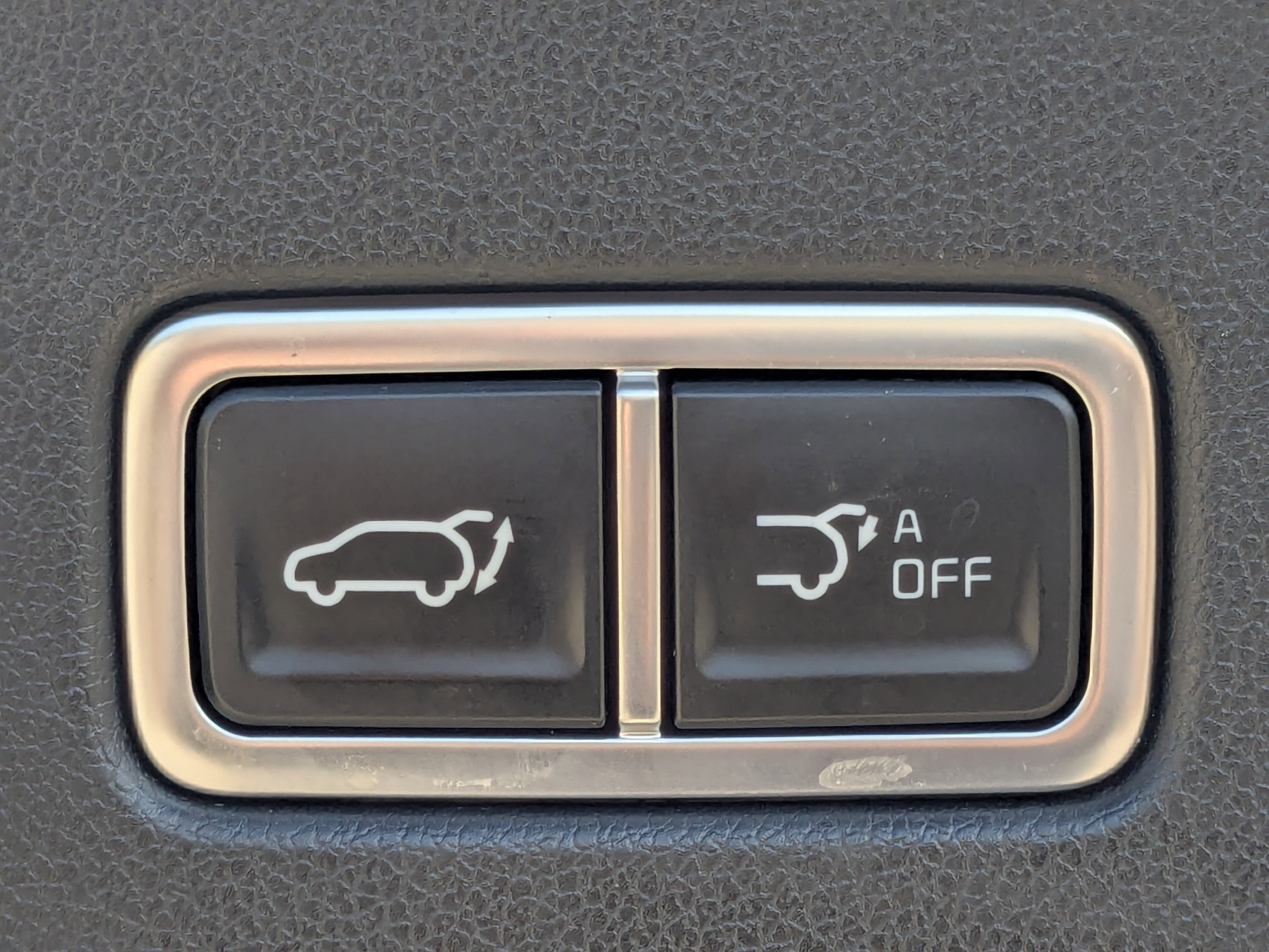 Used 2025 Kia Sorento SX image 14