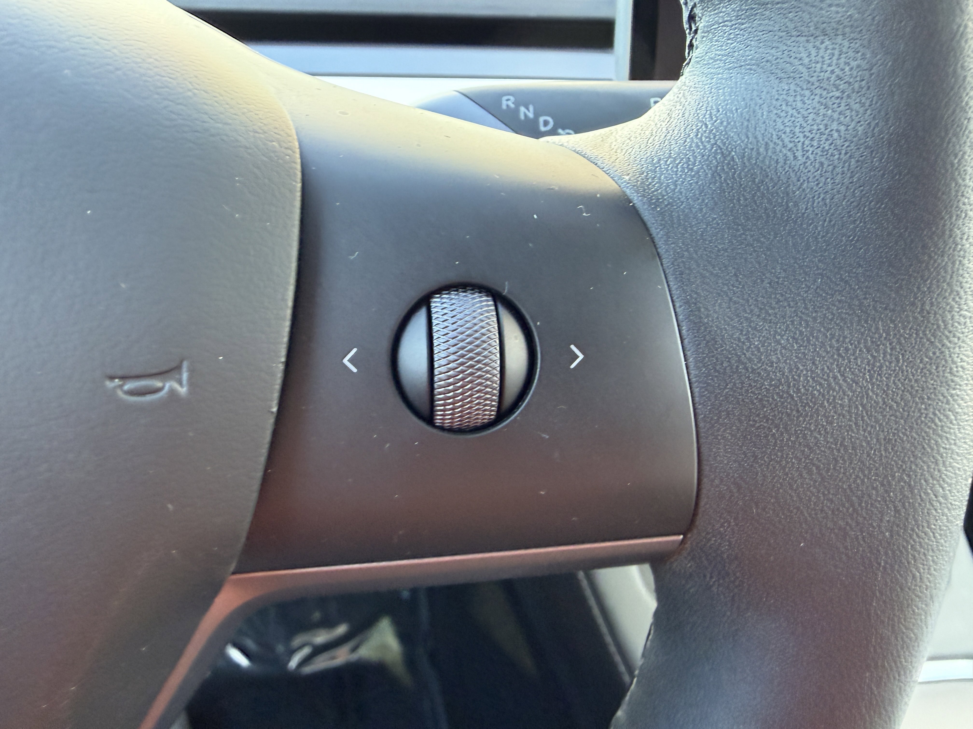 Used 2023 Tesla Model Y Long Range image 30