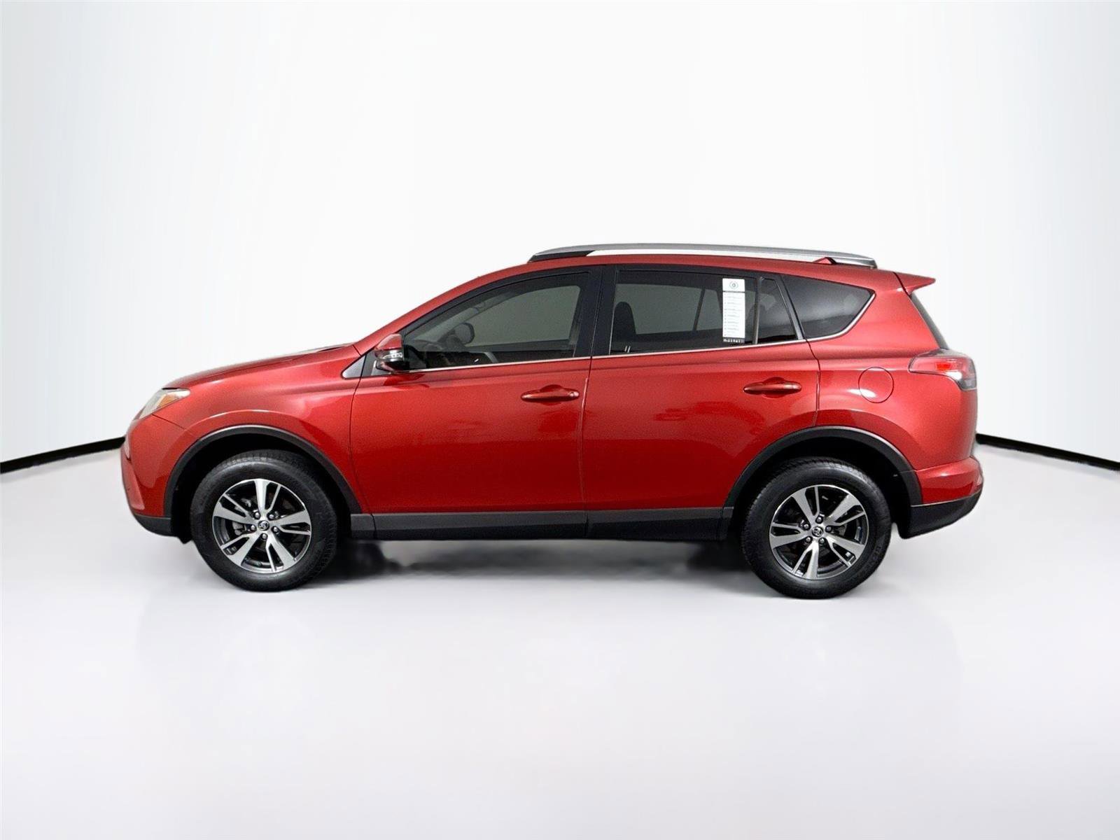 Used 2017 Toyota RAV4 XLE image 12