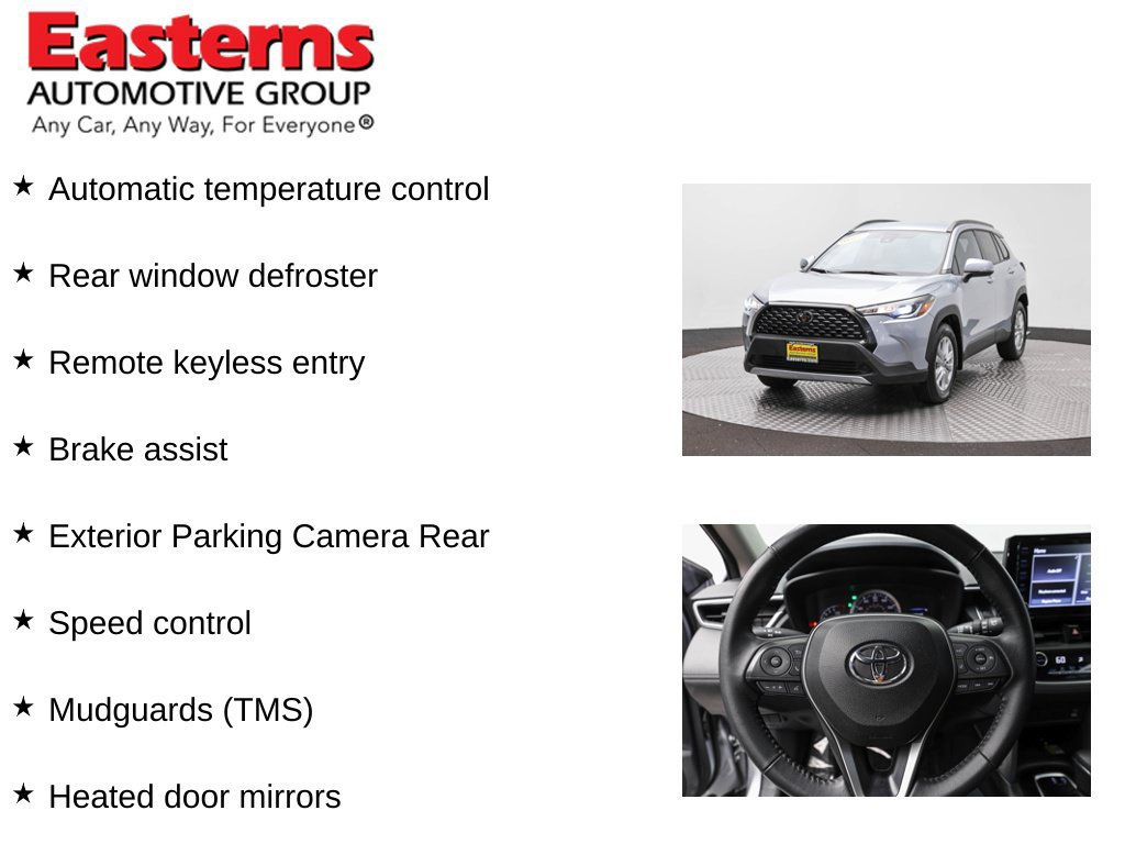 Used 2022 Toyota Corolla Cross LE AWD/4WD image 12