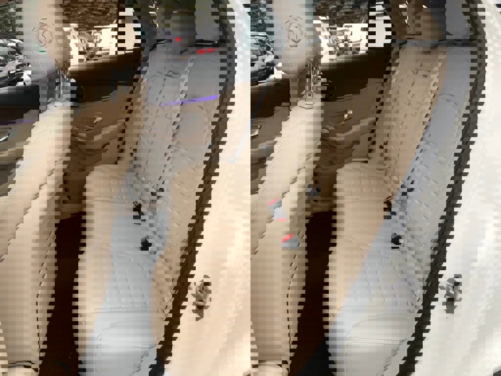 Used 2022 Mercedes-Benz GLC 300 4MATIC image 35