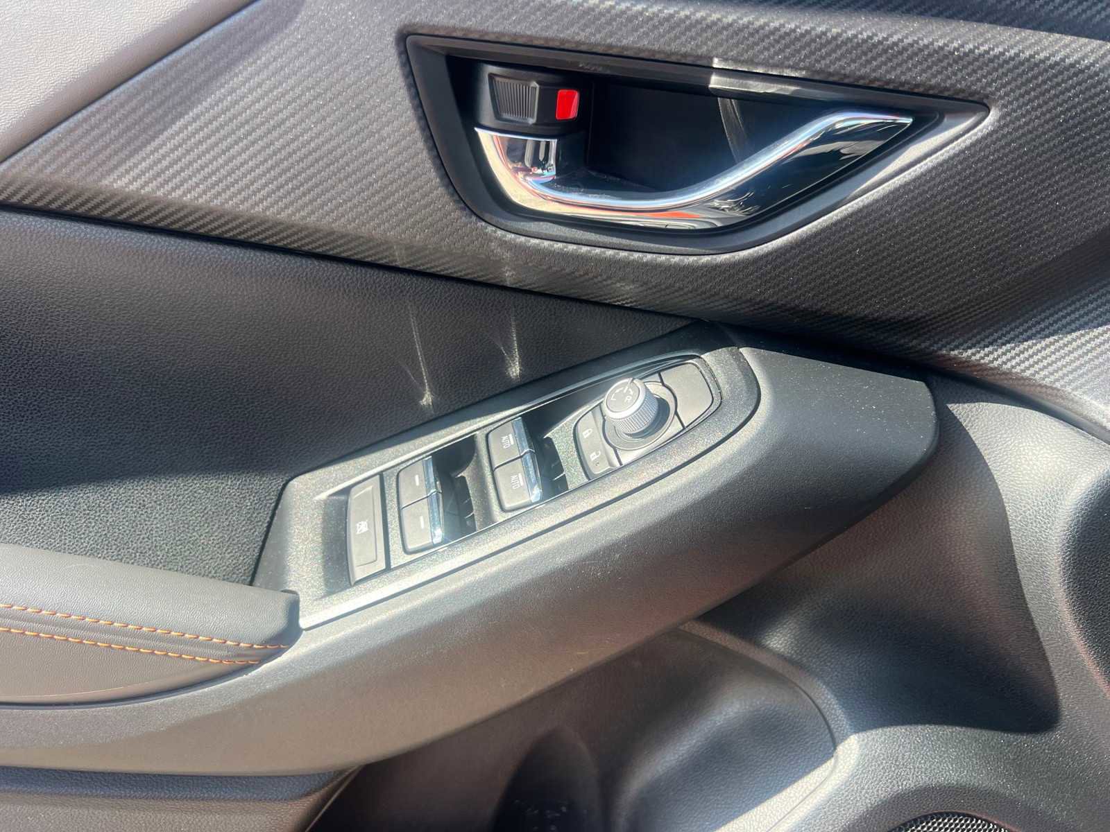 Used 2025 Subaru Crosstrek 2.5i Limited w/ Popular Package #3A image 22