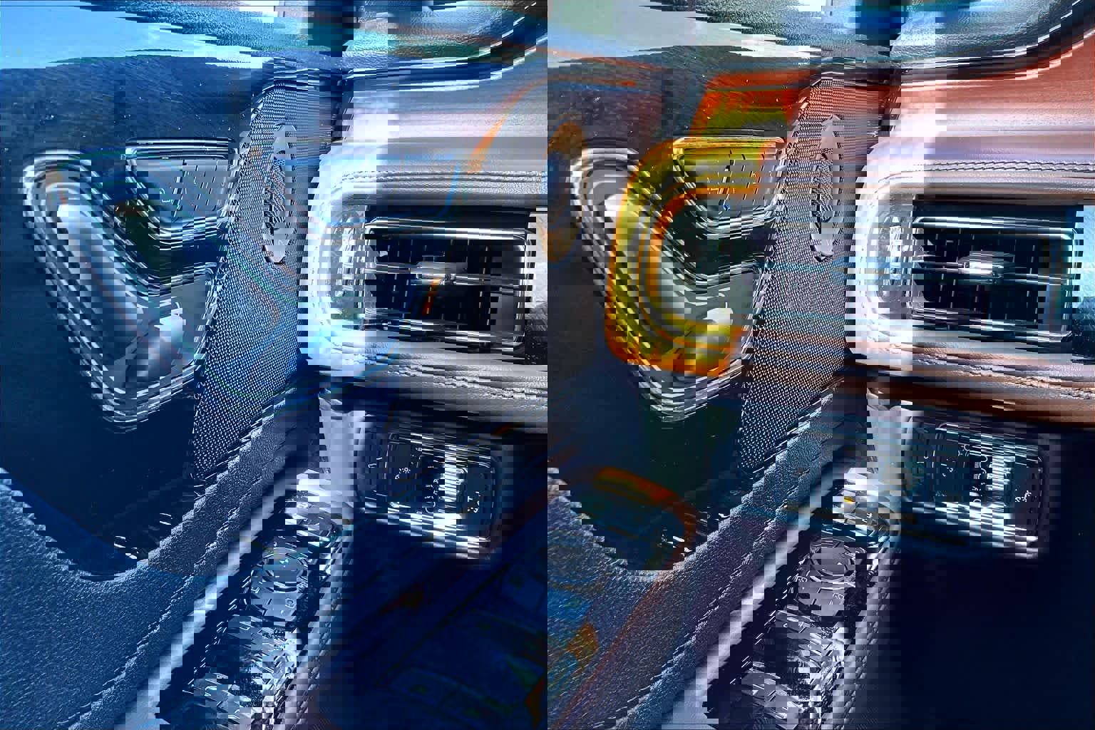 Used 2022 Lincoln Aviator Reserve w/ Elements Package Plus image 36