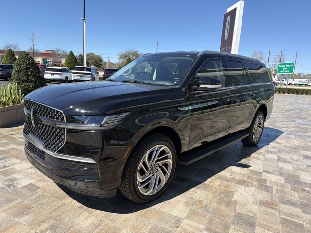 New 2026 Lincoln Navigator L Premier image 5