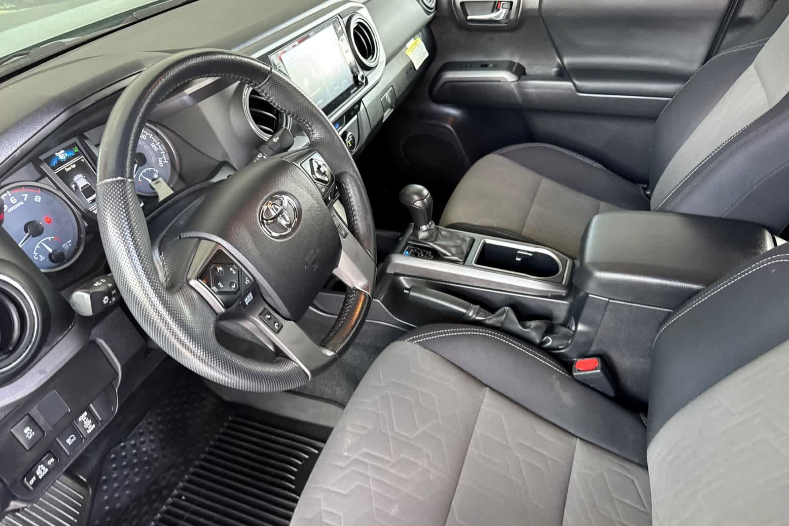 Used 2023 Toyota Tacoma TRD Off-Road AWD/4WD image 11