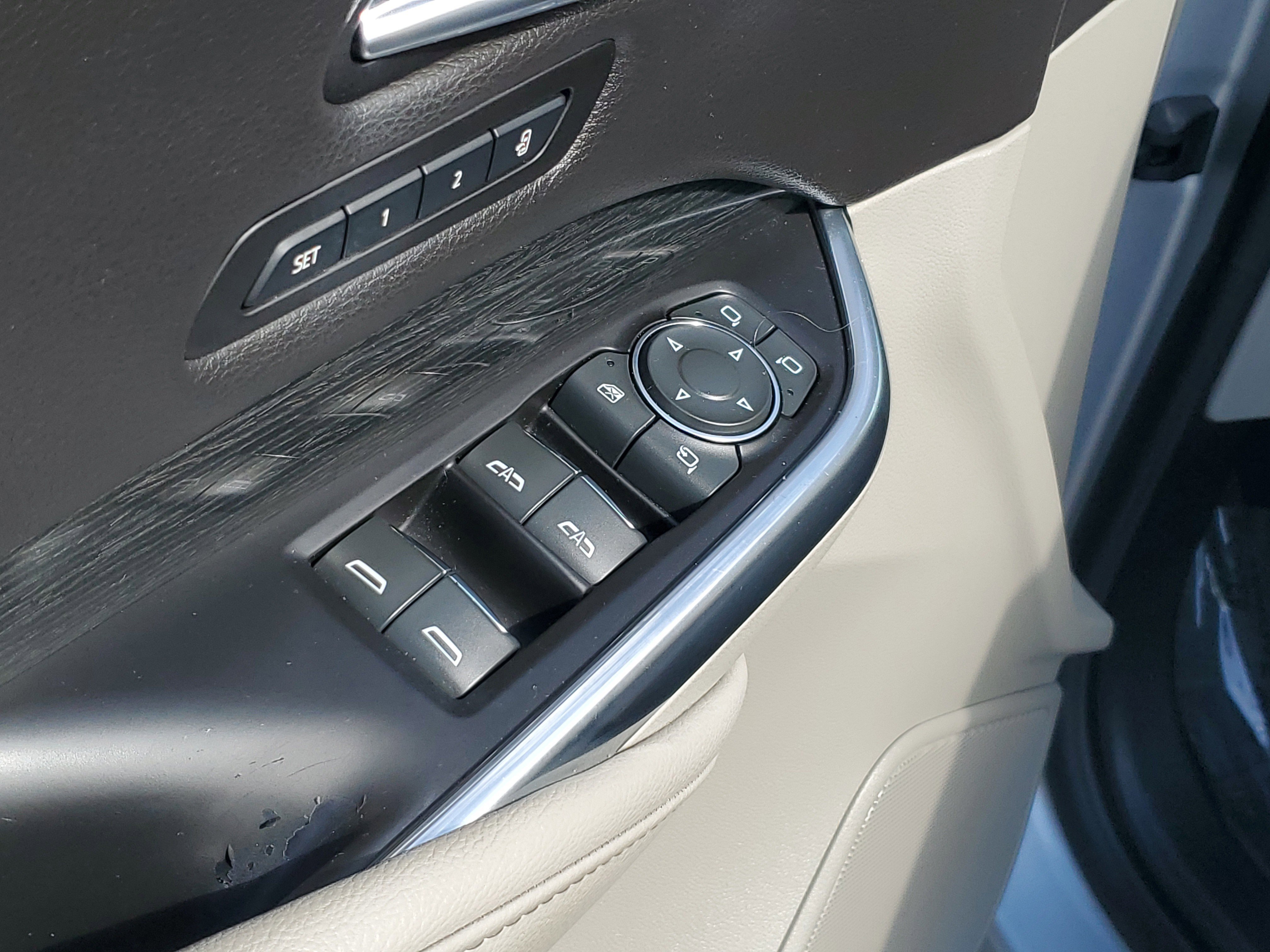 Used 2019 Cadillac XT4 Premium Luxury w/ Driver Awareness Package image 19