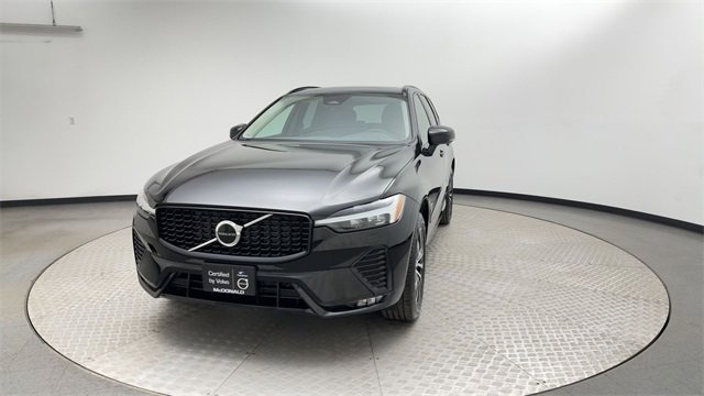 Used 2025 Volvo XC60 B5 Core image 7