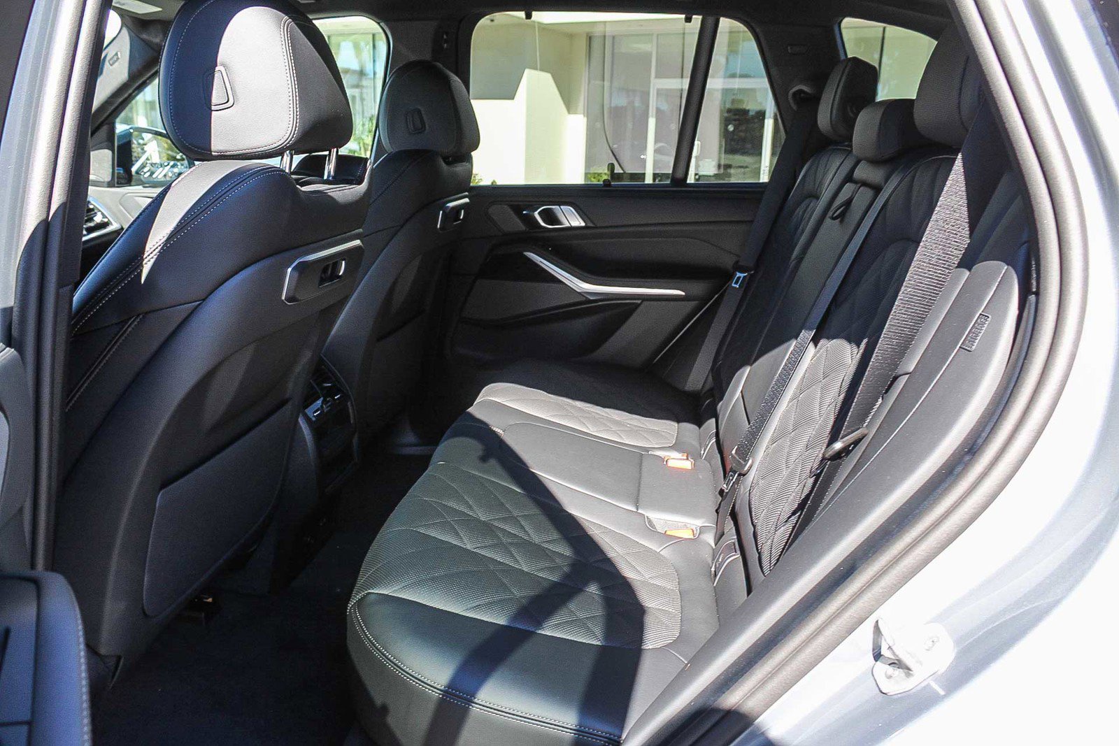 New 2026 BMW X5 sDrive40i w/ M Sport Package image 18