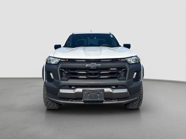 Used 2023 Chevrolet Colorado Trail Boss w/ Technology Package AWD/4WD image 2