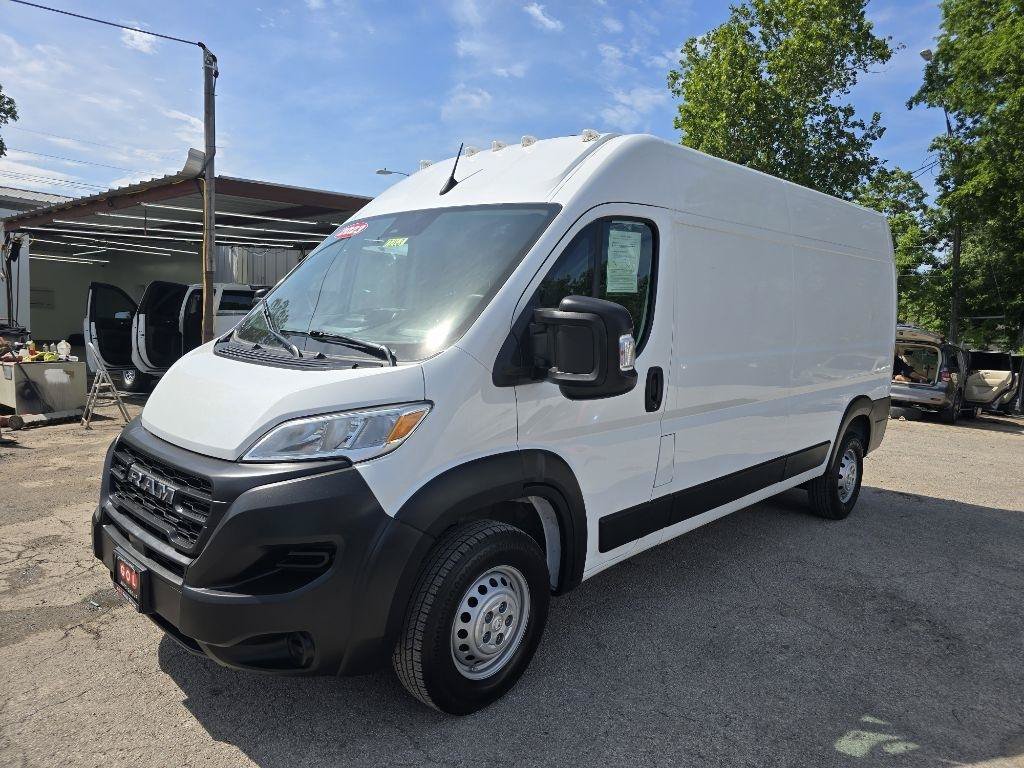 Used 2023 RAM ProMaster 2500 FWD image 3