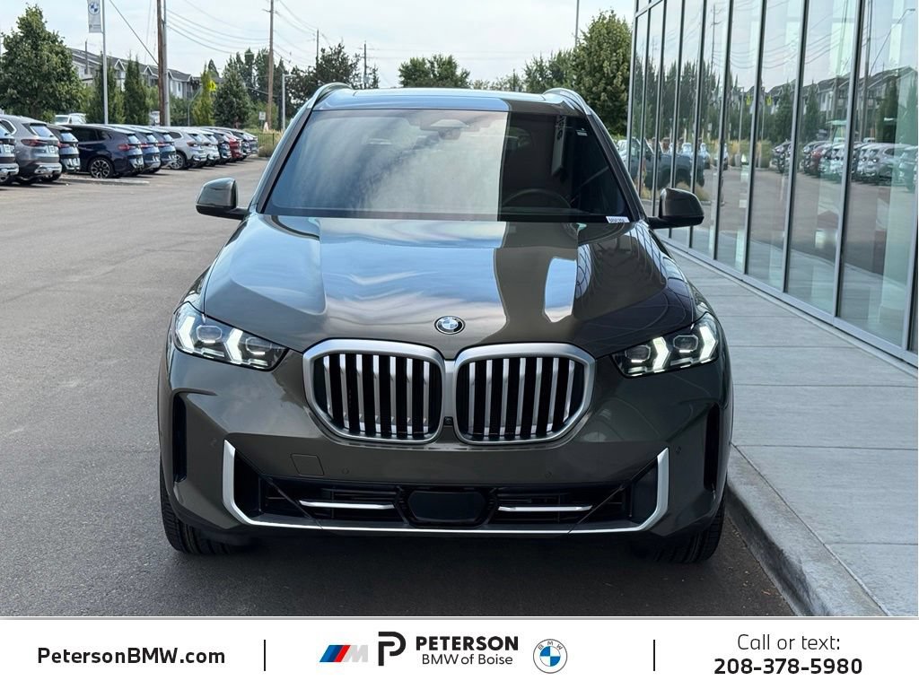 Used 2024 BMW X5 xDrive40i w/ Premium Package AWD/4WD image 8