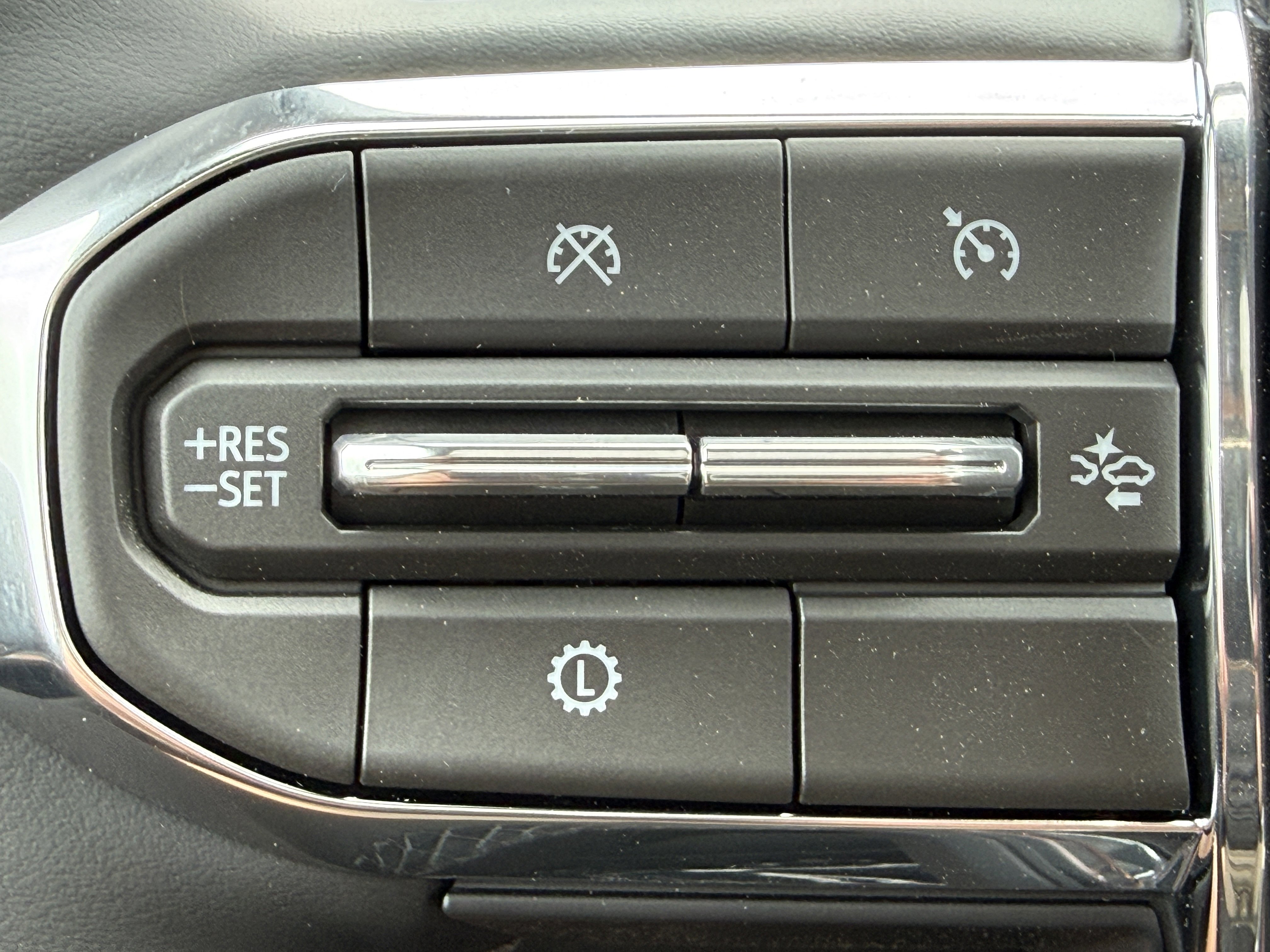 New 2026 GMC Terrain Elevation image 6