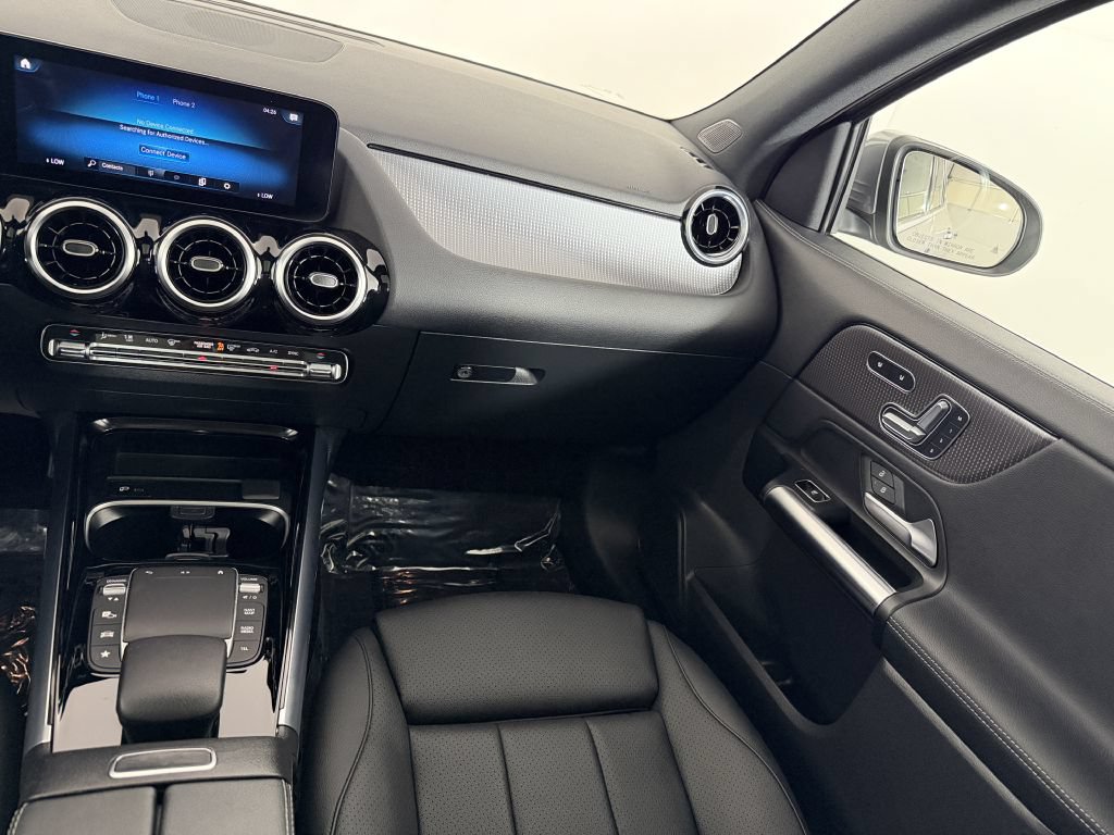Used 2022 Mercedes-Benz GLA 250 4MATIC image 19