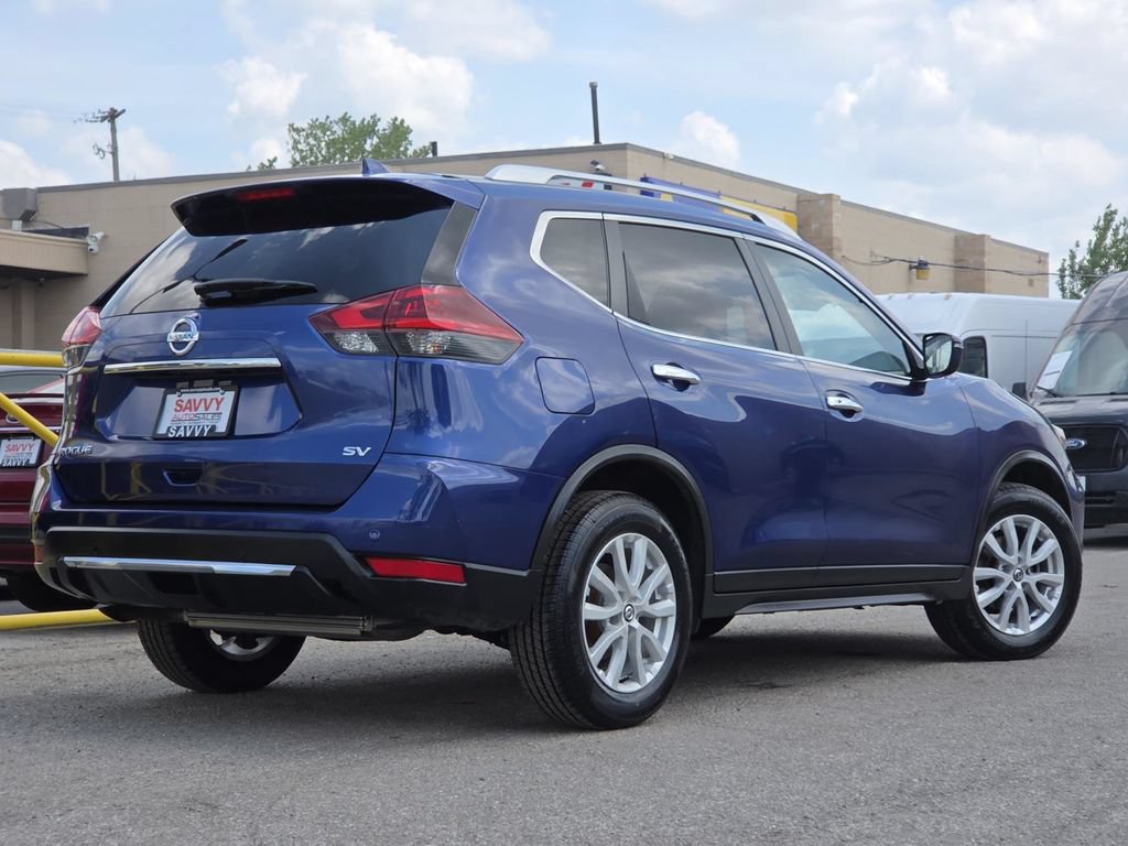 Used 2020 Nissan Rogue SV FWD image 13