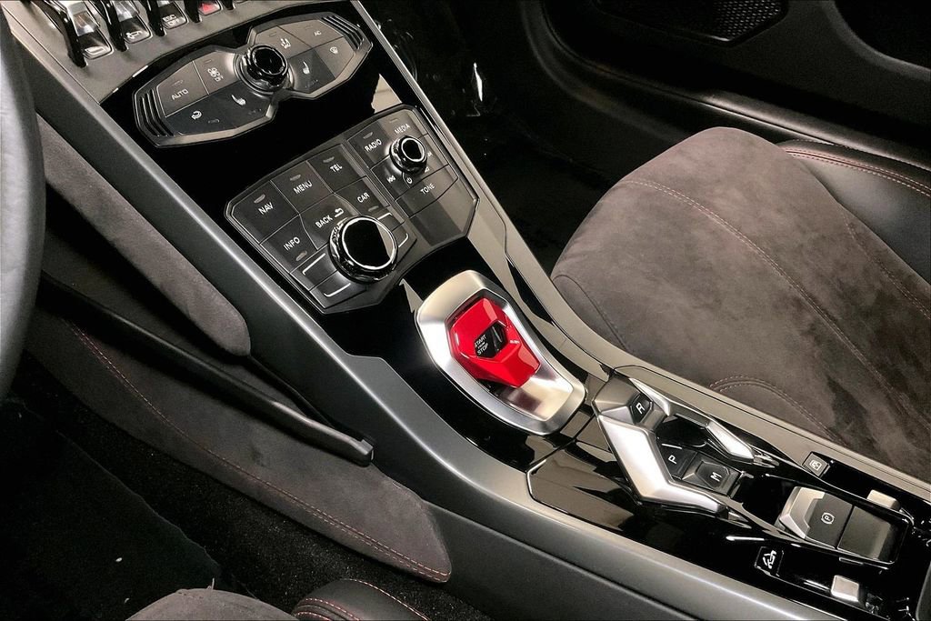 Used 2017 Lamborghini Huracan LP 580-2 image 12