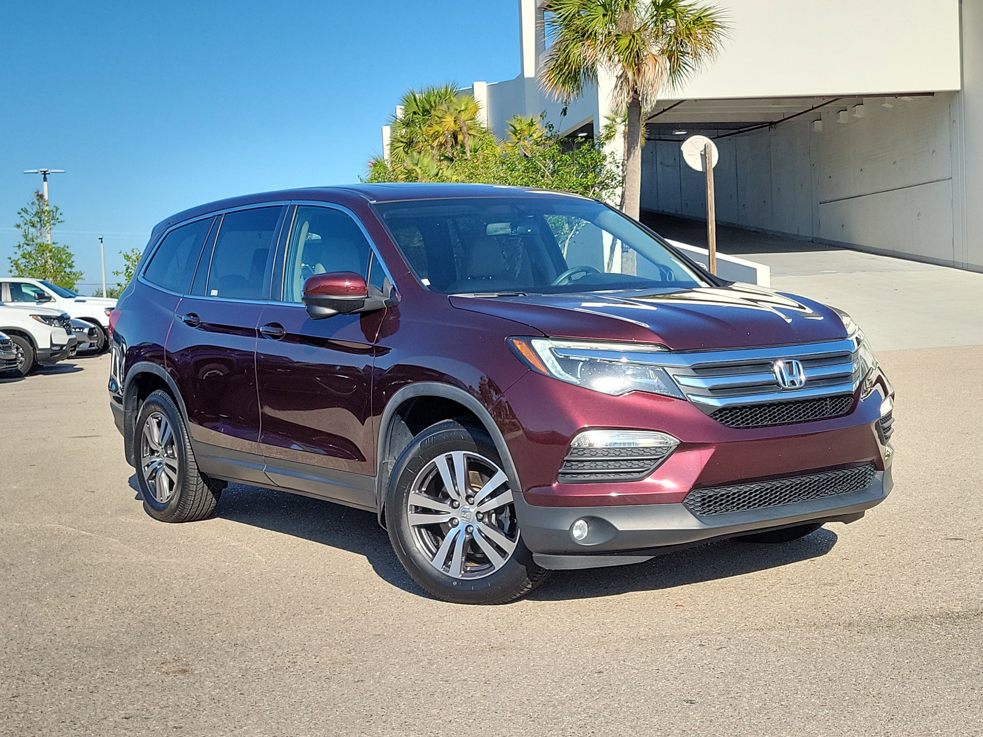 Used 2017 Honda Pilot EX-L image 1