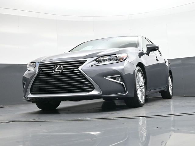 Used 2017 Lexus ES 350 w/ Premium Package FWD image 38