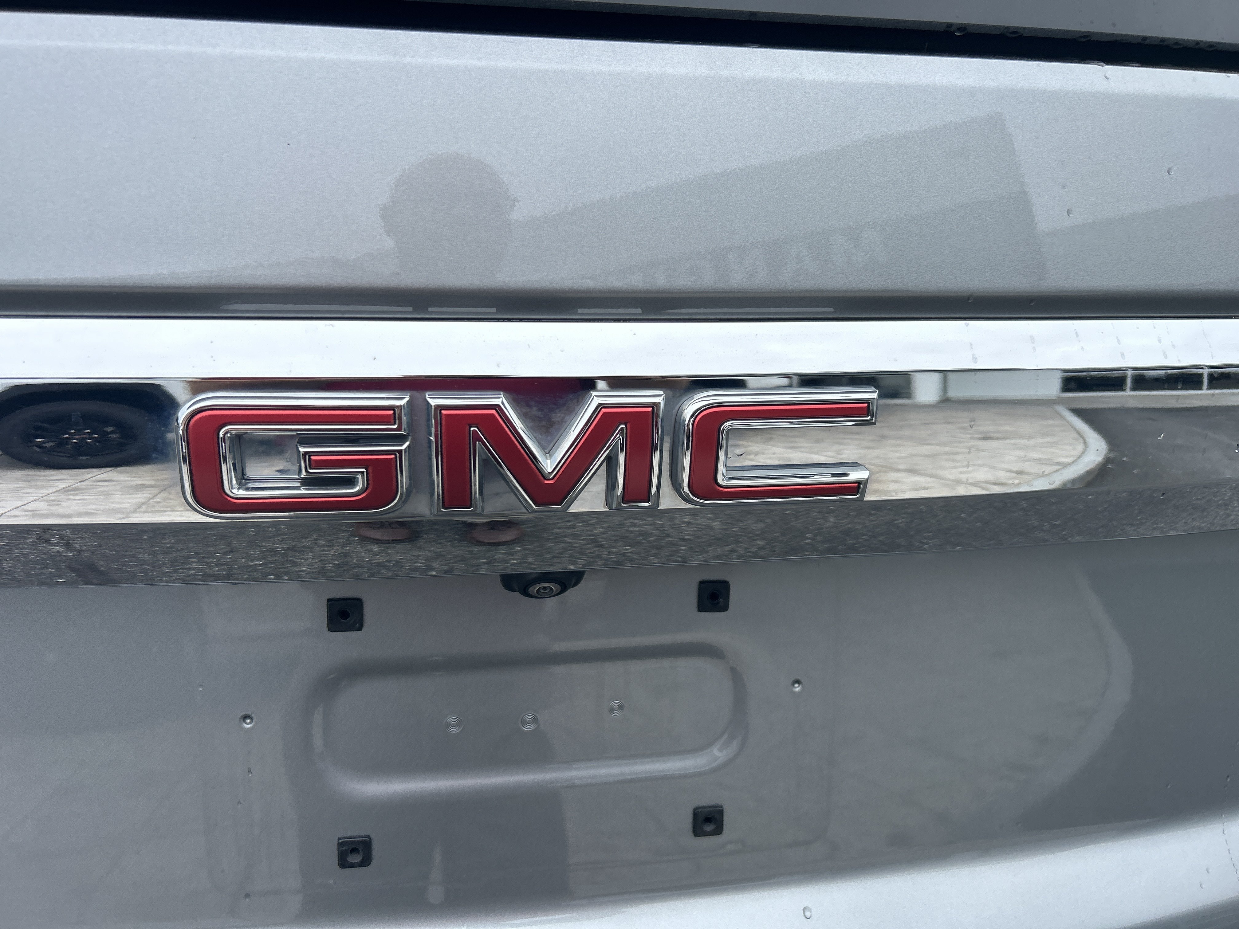 Certified 2023 GMC Yukon XL SLT w/ SLT Premium Package AWD/4WD image 9