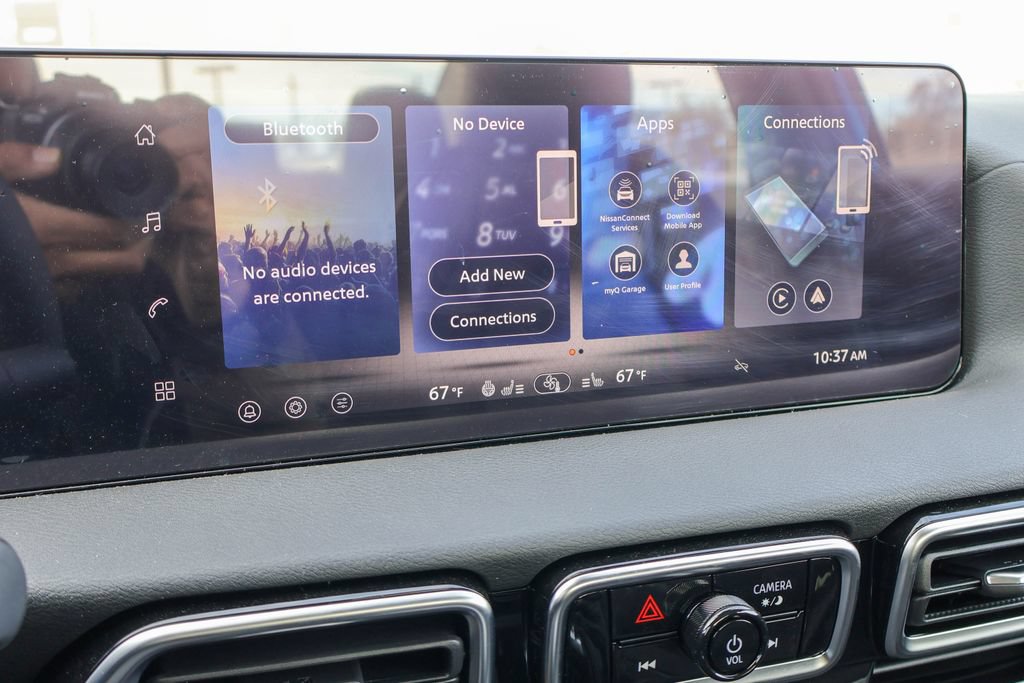 New 2026 Nissan Sentra SR w/ SR Premium Package FWD image 3