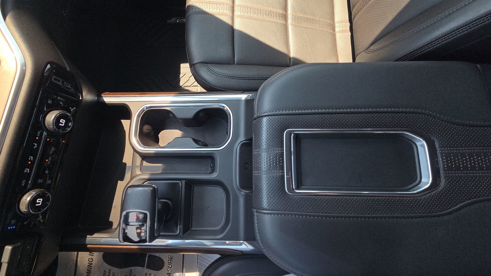 Used 2022 Chevrolet Silverado 1500 High Country w/ Z71 Off-Road Package image 40