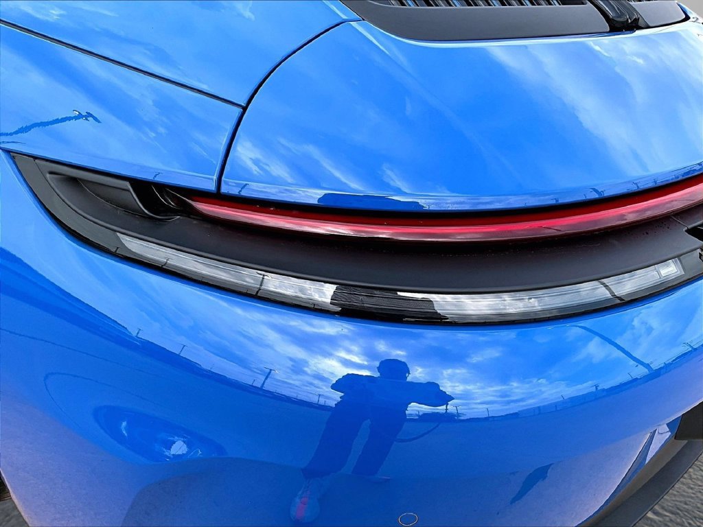 Certified 2025 Porsche 911 Carrera RWD image 20