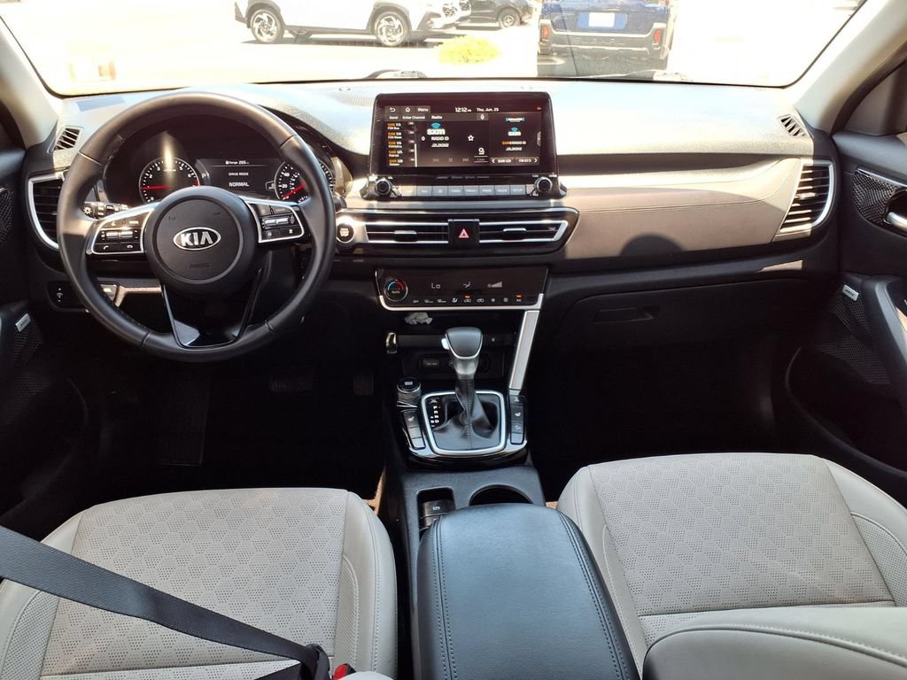 Used 2021 Kia Seltos SX w/ SX Sunroof Package AWD/4WD video 2
