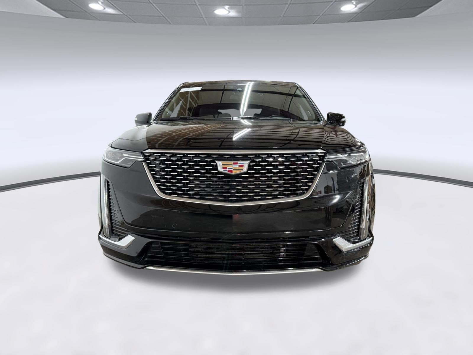 Used 2024 Cadillac XT6 Premium Luxury FWD image 6
