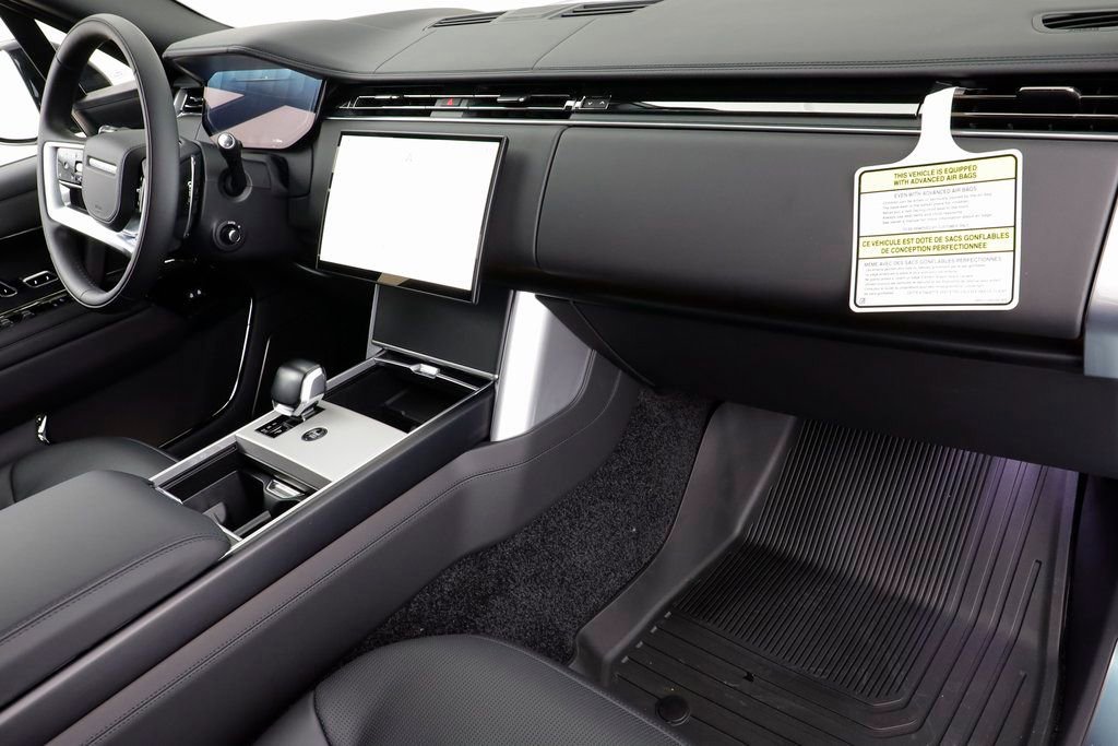 New 2025 Land Rover Range Rover SV AWD/4WD image 25