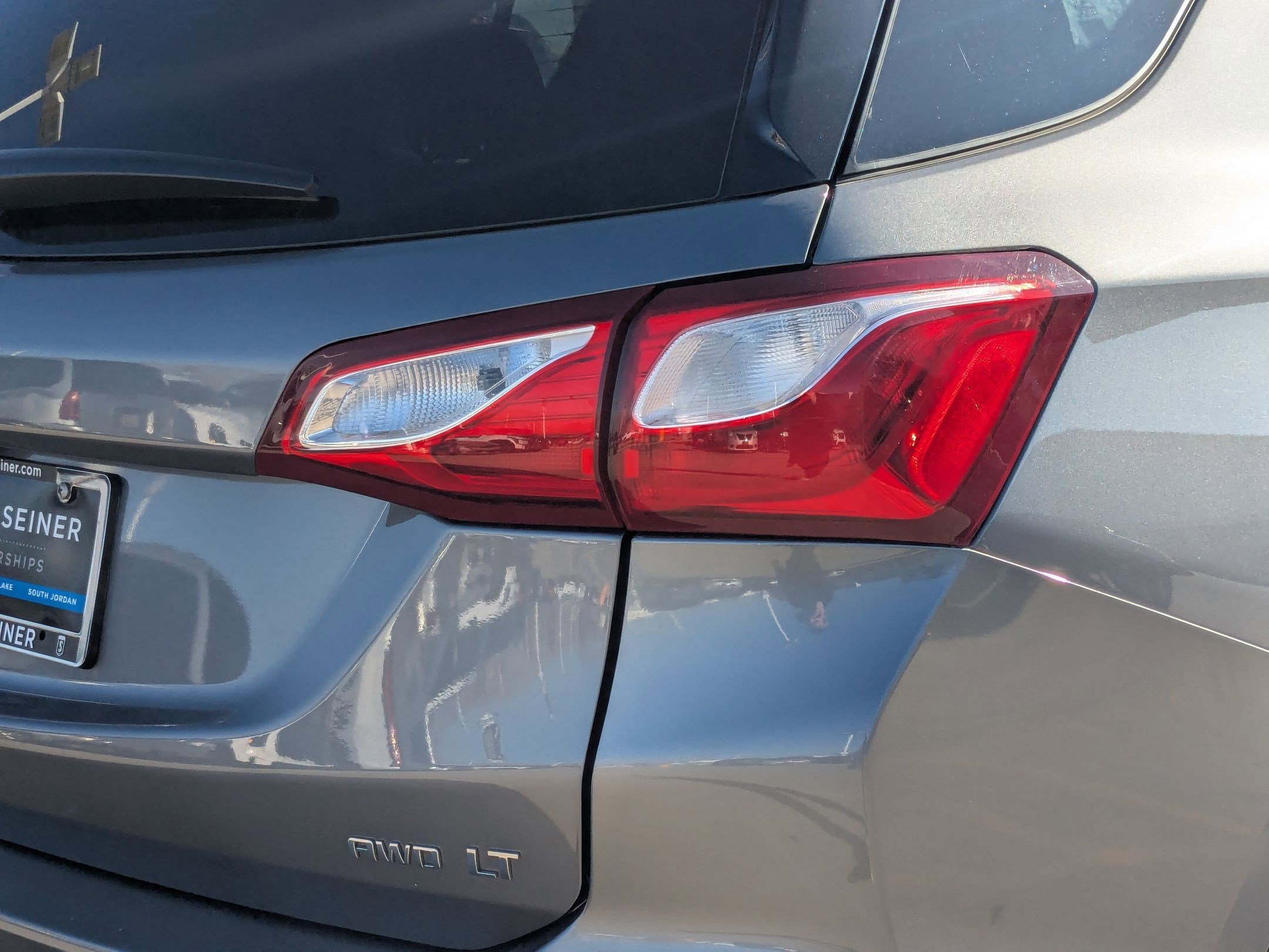 Used 2018 Chevrolet Equinox LT image 12