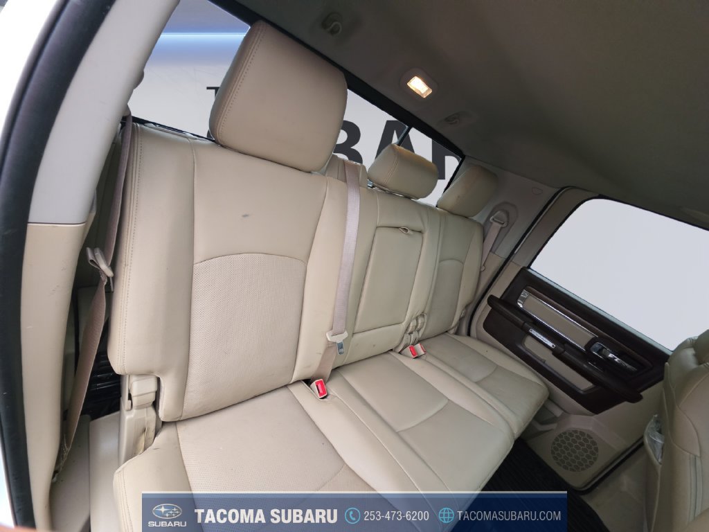 Used 2016 RAM 3500 Laramie w/ Convenience Group AWD/4WD image 18