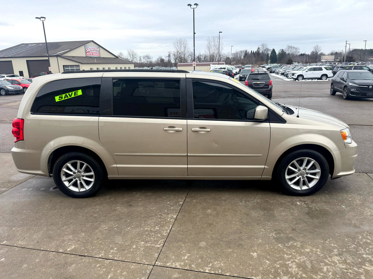 Used 2014 Dodge Grand Caravan SXT image 4