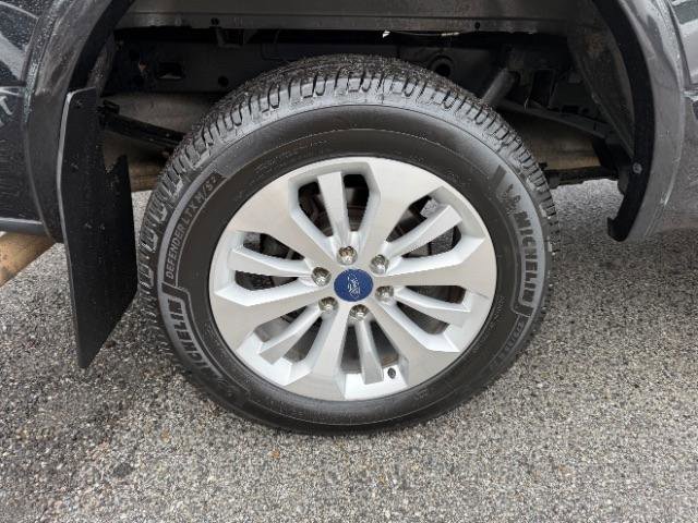 Used 2015 Ford F150 Lariat w/ Equipment Group 501A Mid image 16