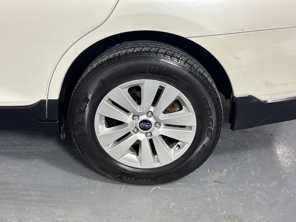 Used 2017 Subaru Outback 2.5i Premium image 34