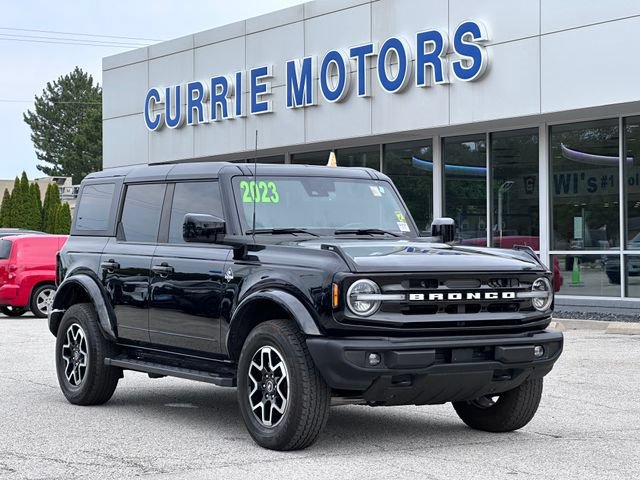 Certified 2023 Ford Bronco Outer Banks AWD/4WD image 1
