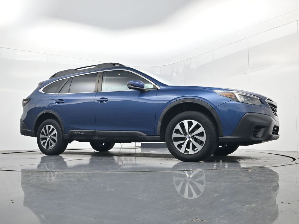 Used 2020 Subaru Outback Premium image 34