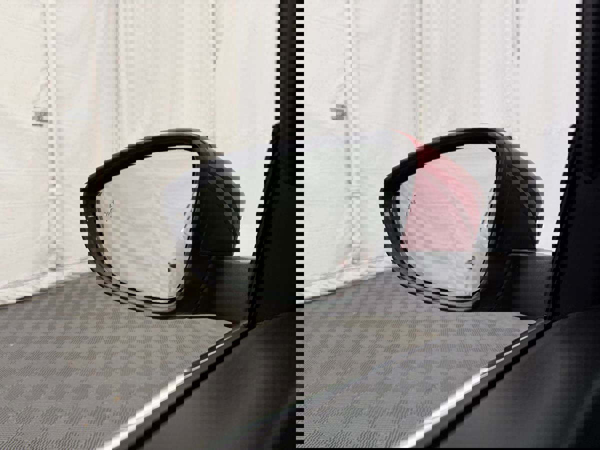 Used 2016 Volkswagen Passat 1.8T SEL Premium image 14