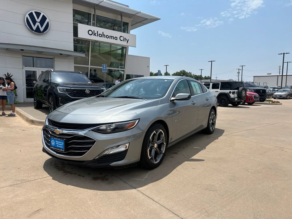Used 2023 Chevrolet Malibu LT FWD video 1