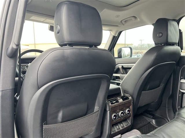 Used 2024 Land Rover Defender 130 S image 20
