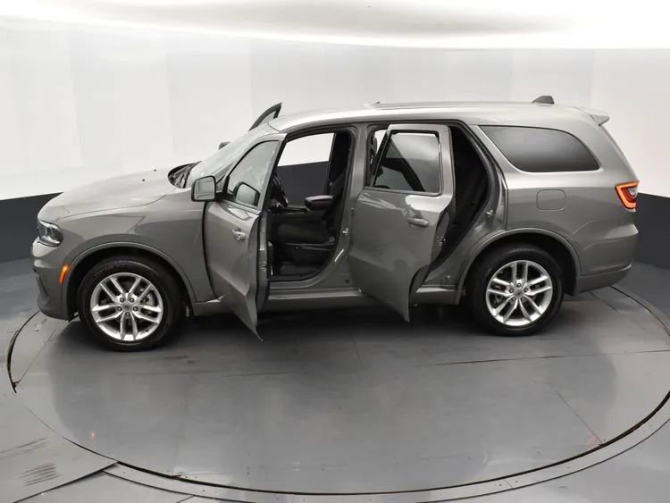 Used 2023 Dodge Durango GT image 7
