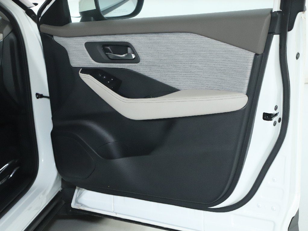 Certified 2023 Nissan Rogue SV AWD/4WD image 35