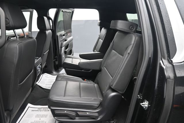 Used 2025 GMC Yukon XL Denali AWD/4WD image 15