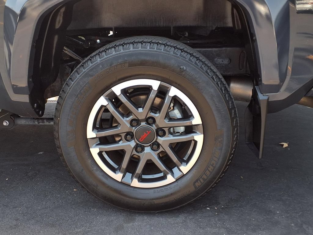 Certified 2024 Toyota Tacoma TRD Sport w/ TRD Sport Upgrade Package AWD/4WD image 4