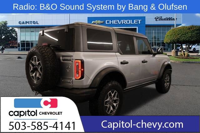 Used 2021 Ford Bronco Badlands image 3